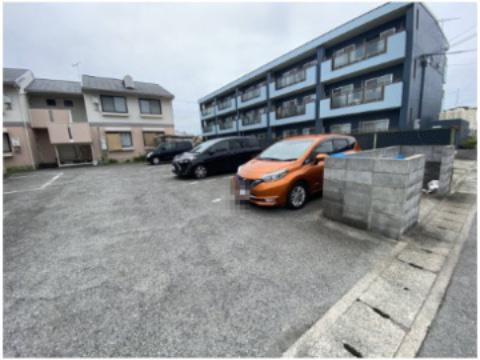ガーデンハウス Ｃ棟の駐車場
