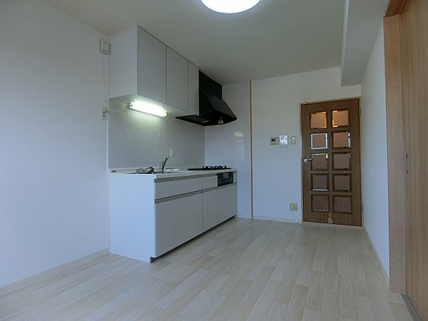 和泉市府中町５丁目の賃貸マンションのキッチン|キッチンでお料理をお楽しみください