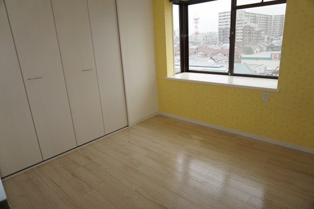 和泉市府中町５丁目の賃貸マンションの洋室|使い勝手のいい洋室です