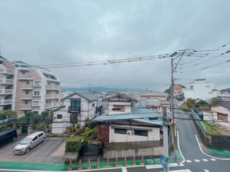 【展望】 | バルコニーからの展望。遮る建物が無く、素敵な景観と暖かい日差しをお部屋に運んでくれます♪
