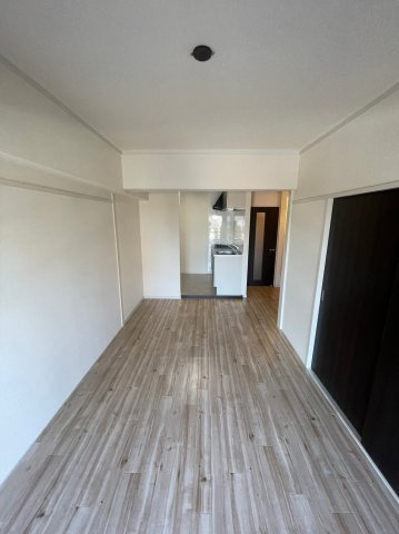 仲介手数料0円！！梅野ビルの居間・リビング