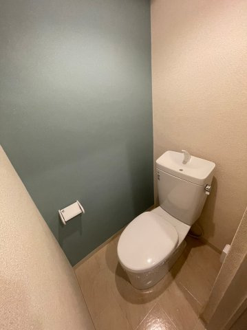 仲介手数料0円！！梅野ビルのトイレ