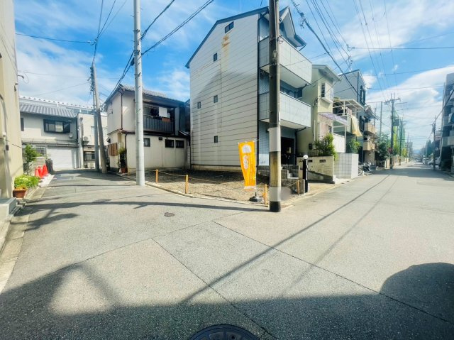 西院太田町の前面道路含む現地写真