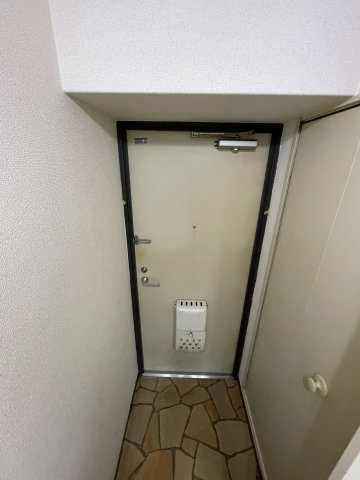 【玄関】 | スカイコート下高井戸 | 月額管理料無料！賃貸管理はアブレイズパートナーズにお任せを！