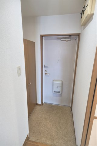 グリーン・ヒルの玄関|玄関も広い空間ですね。