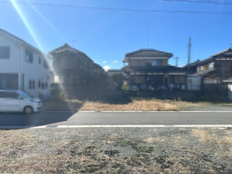 高島市今津町弘川58坪土地の前面道路含む現地写真