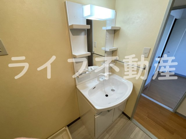 第2弥刀マンションの独立洗面台|使いやすい独立洗面台です