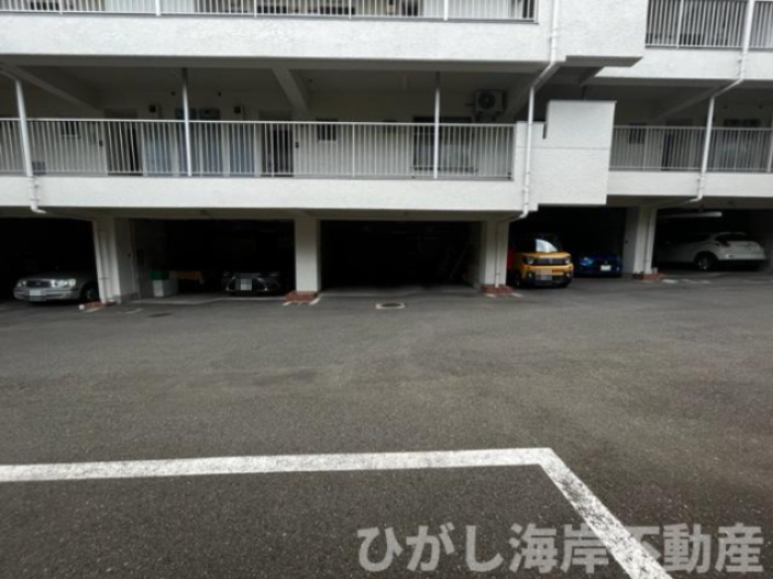 シーサイド茅ヶ崎の駐車場|敷地内駐車場
