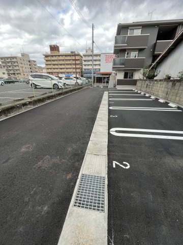 【駐車場】ベイ　ブランシェ奥田