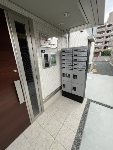 【エントランス】ベイ　ブランシェ奥田