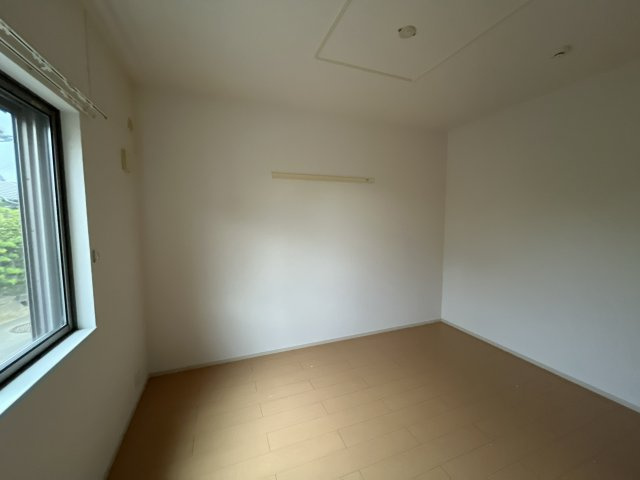 ホワイトローズの子供部屋