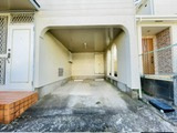 【駐車場】 | 若葉区大宮町 戸建 大森台駅 | ビルトインガレージ。