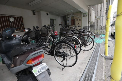 【その他共用部分】 | リブレシア明石 | 駐輪場