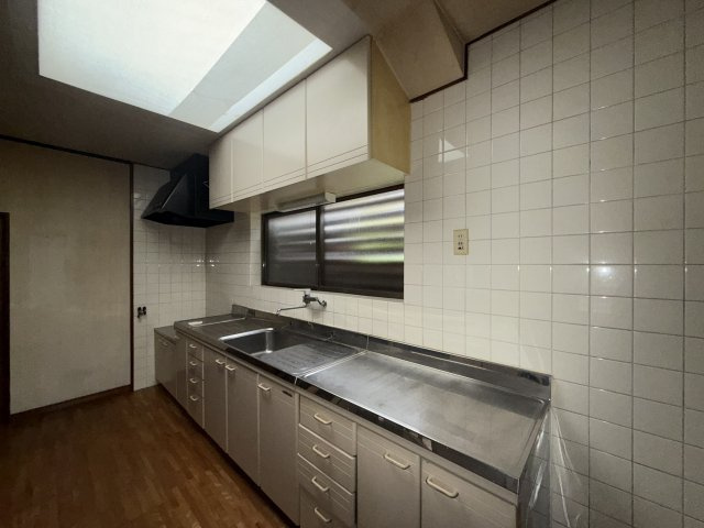 西中島平屋のキッチン