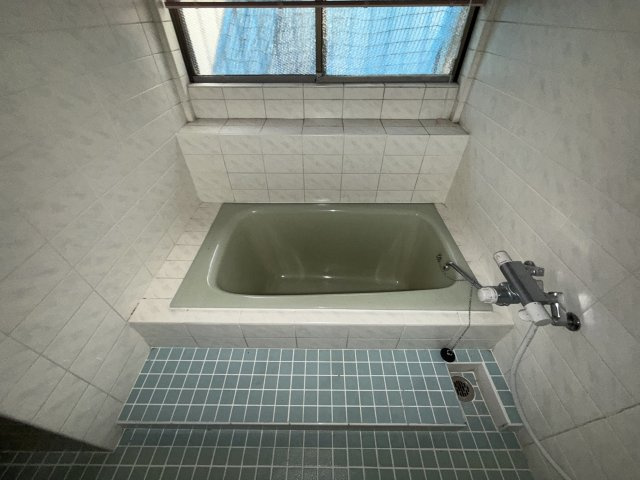 西中島平屋の浴室