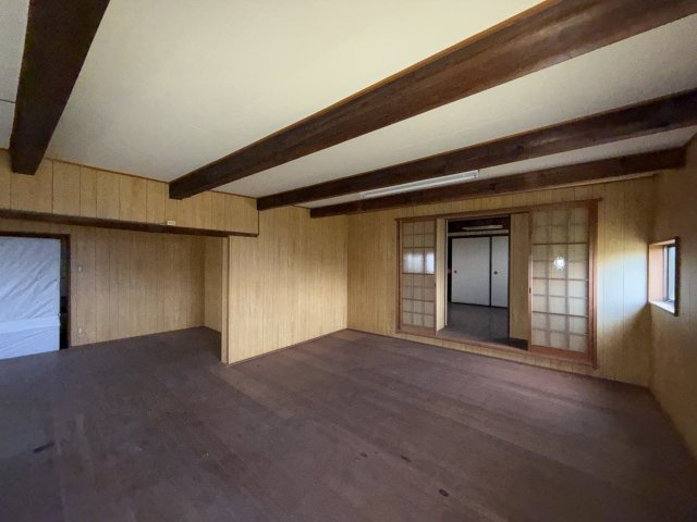 西中島平屋の内装