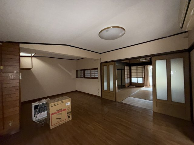 西中島平屋の居間・リビング