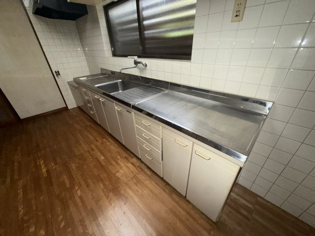 西中島平屋のキッチン