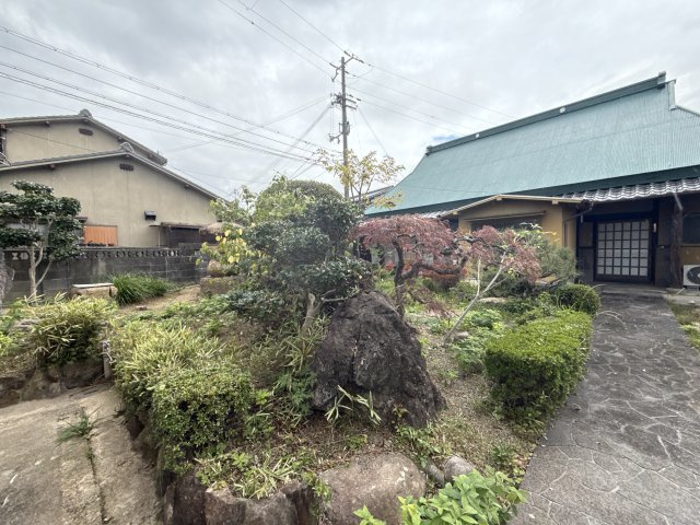 西中島平屋の庭