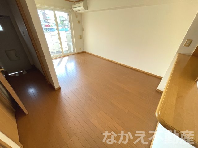【居間・リビング】 | 使いやすい居間です