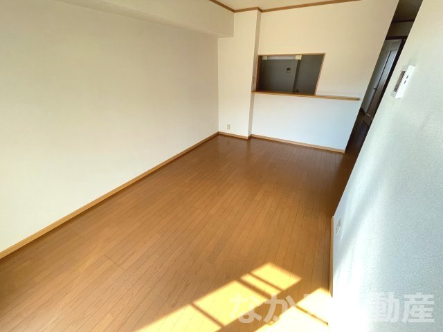 【居間・リビング】 | 使いやすい居間です