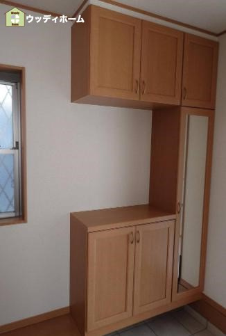 川口市上青木6丁目　中古一戸建ての玄関