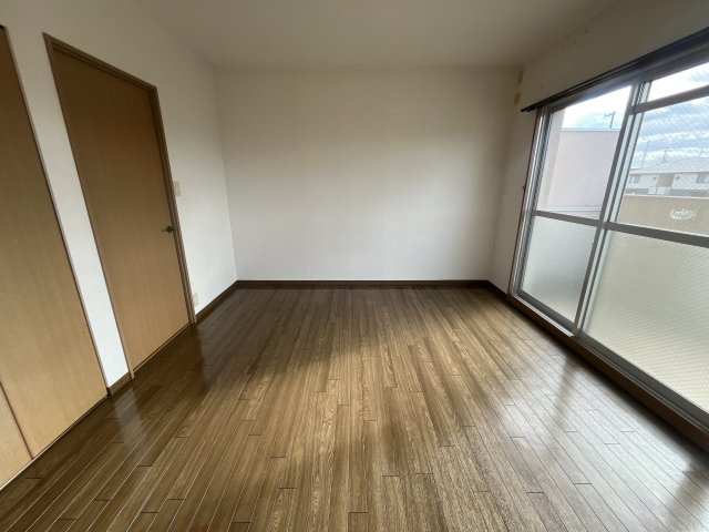 ナカヤコーポS棟の子供部屋