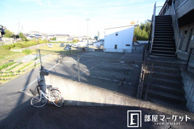 【駐車場】 | ＴＩＥＲＲＡⅡ | 同型タイプ