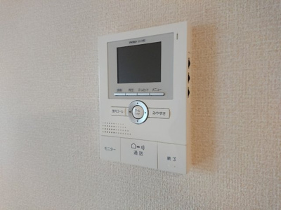 【セキュリティ】 | メゾンベールB | モニター付きインターホン！