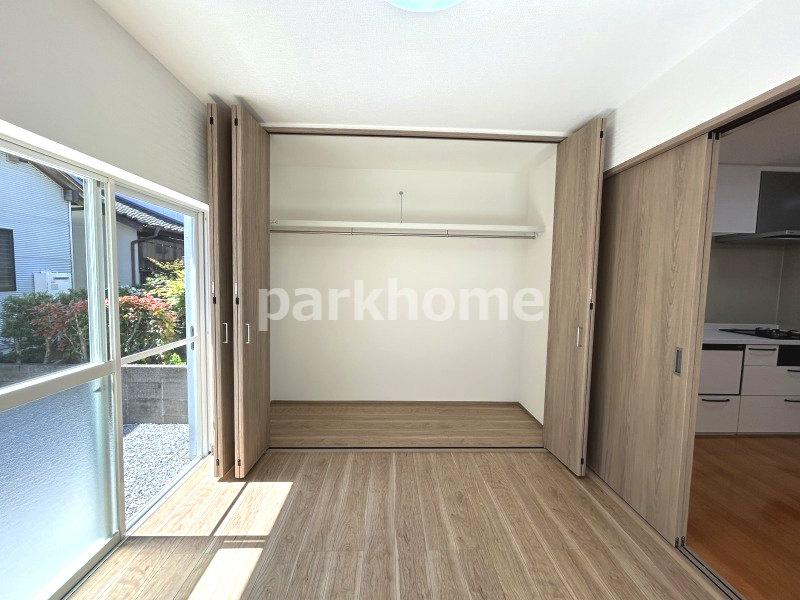 高知市福井町　中古住宅の洋室