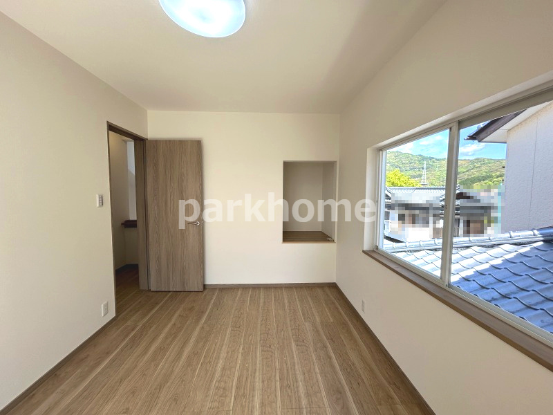 高知市福井町　中古住宅の洋室|２F：6洋室