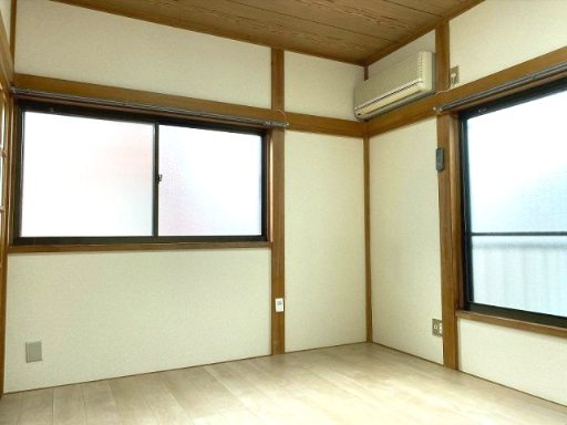 ドリームハウスの居間・リビング