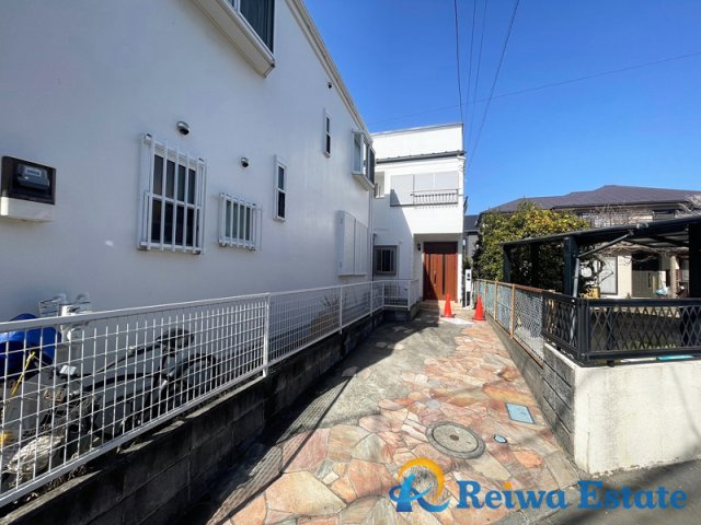 中古戸建　茅ヶ崎市美住町の駐車場