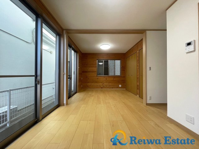 中古戸建　茅ヶ崎市美住町の洋室