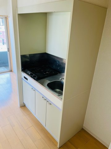 仲介手数料0円！！ライブコート丸の内1503のキッチン