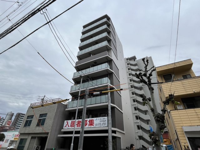 BLESTON COURT KANAYAMA