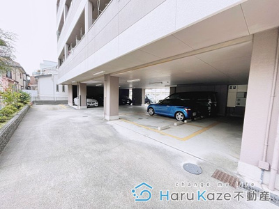 【駐車場】 | 一番館ロイヤルヒルズ【名古屋市賃貸・EV付】
