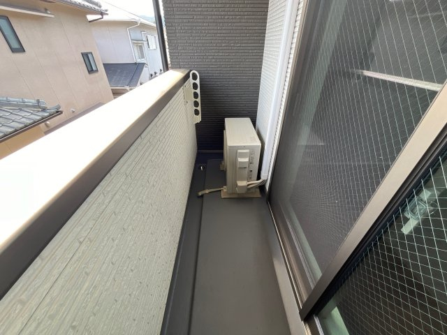 クリスタルハイツ土山のバルコニー
