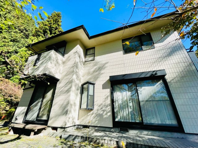 日の出町大久野　中古戸建の外観|合計約810坪の管理された敷地です！