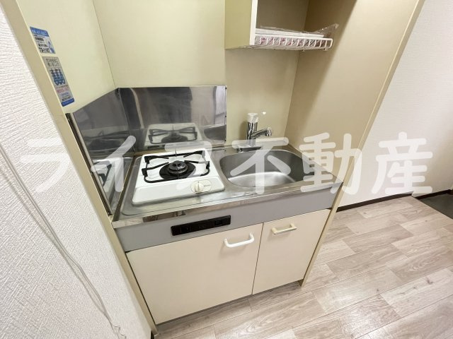 サンライフ近江堂のキッチン|コンパクトなキッチンで掃除もラクラク