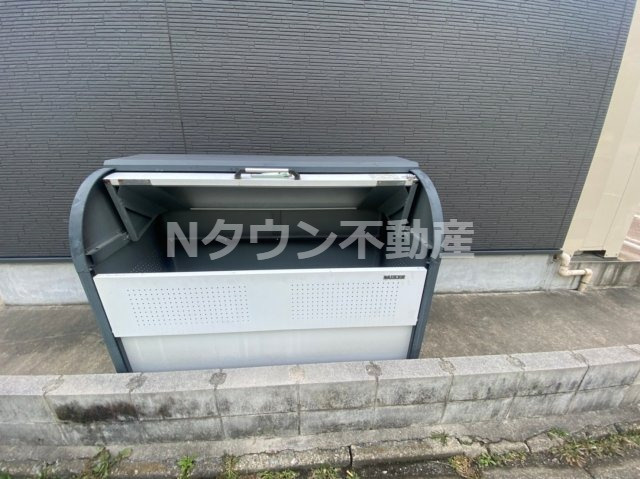 【その他共用部分】 | ロッカフォルテ | ゴミ捨て場です