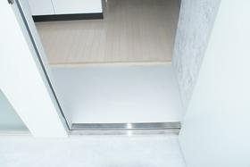 【玄関】 | ロイスグラン神戸湊川公園