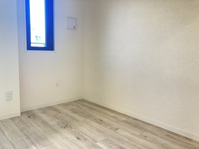 CRESCENT　COURTの洋室