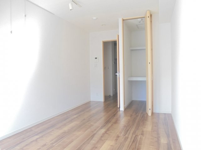 ルミエール二子の内装