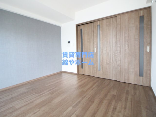 SOAR NAGAI EKIMAEの寝室|広くて明るい寝室