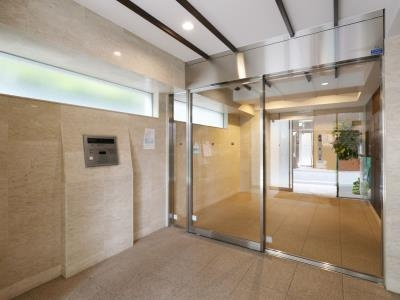 【ロビー】 | ROPPONGI SEVEN