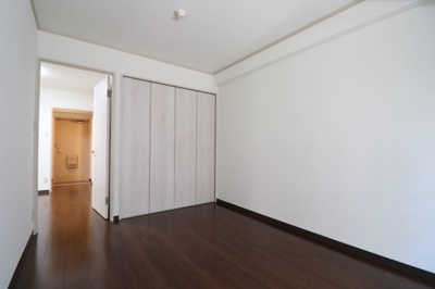 【洋室】 | メゾンソフィール