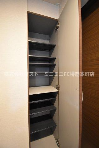 ファーストフィオーレ心斎橋イーストⅢの収納