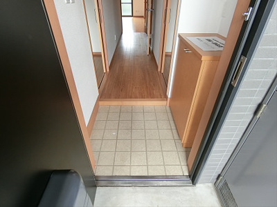【玄関】 | マンションカメリア弐番館