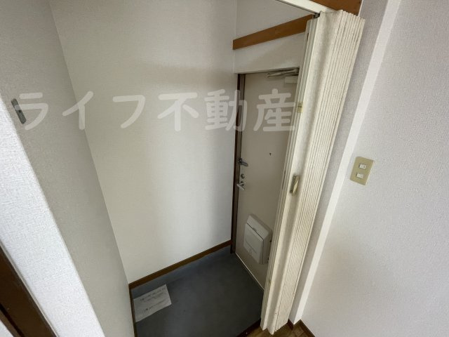 プラザハピネス小若江の玄関|ゆったりとした玄関です